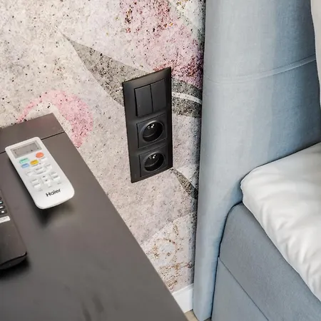 Stylowe Very Berry W Poznaniu Z Parkingiem I Balkonem By Renters * Poznań