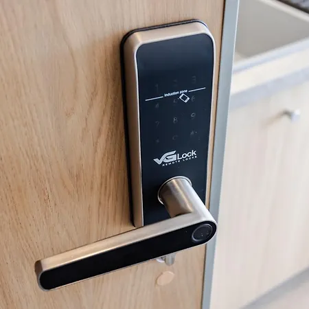 Appartement Stylowe Very Berry W Poznaniu Z Parkingiem I Balkonem By Renters